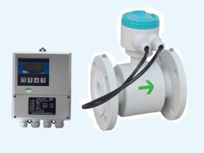 QTLD分體(ti)式(shi)電磁流量(liang)計