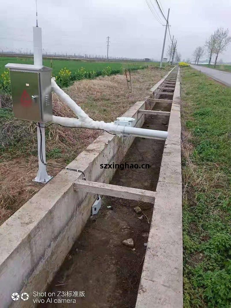 太陽能供電(dian) 全(quan)渠(qu)寬電(dian)磁明(ming)渠(qu)流量(liang)計(ji)1